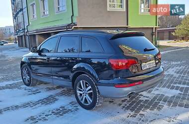 Внедорожник / Кроссовер Audi Q7 2011 в 