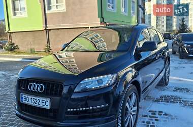 Внедорожник / Кроссовер Audi Q7 2011 в 