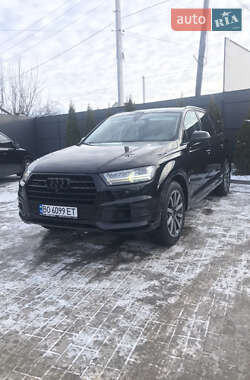 Позашляховик / Кросовер Audi Q7 2015 в Городку