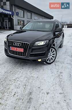 Внедорожник / Кроссовер Audi Q7 2012 в 
