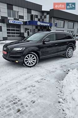 Внедорожник / Кроссовер Audi Q7 2012 в 