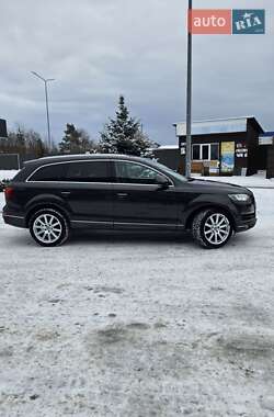 Внедорожник / Кроссовер Audi Q7 2012 в 