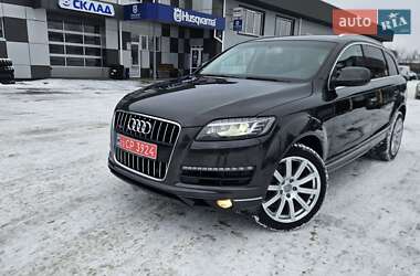 Внедорожник / Кроссовер Audi Q7 2012 в 