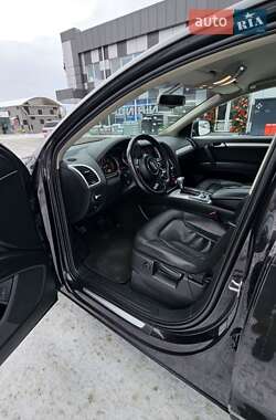 Внедорожник / Кроссовер Audi Q7 2012 в 