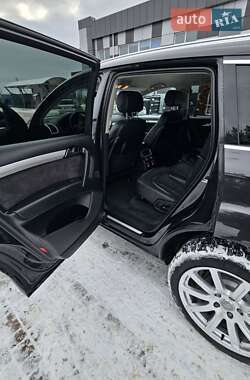 Внедорожник / Кроссовер Audi Q7 2012 в 