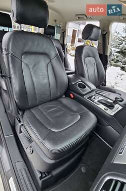 Внедорожник / Кроссовер Audi Q7 2012 в 