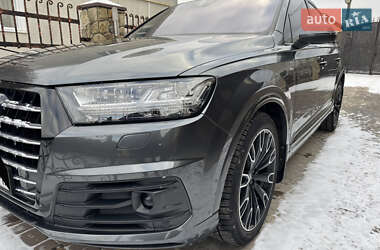 Внедорожник / Кроссовер Audi Q7 2015 в Золочеве