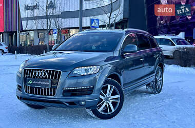 Позашляховик / Кросовер Audi Q7 2015 в Києві