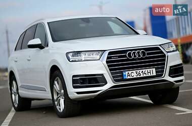 Внедорожник / Кроссовер Audi Q7 2017 в Луцке