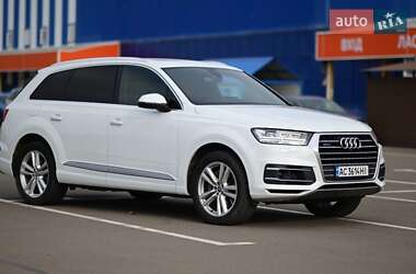 Внедорожник / Кроссовер Audi Q7 2017 в Луцке