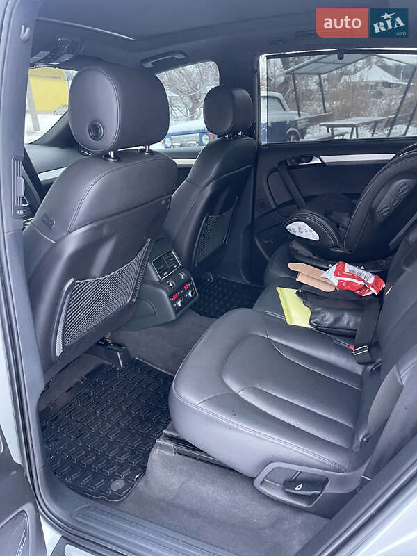 Внедорожник / Кроссовер Audi Q7 2013 в Харькове