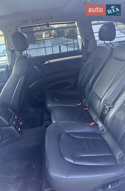 Внедорожник / Кроссовер Audi Q7 2010 в 