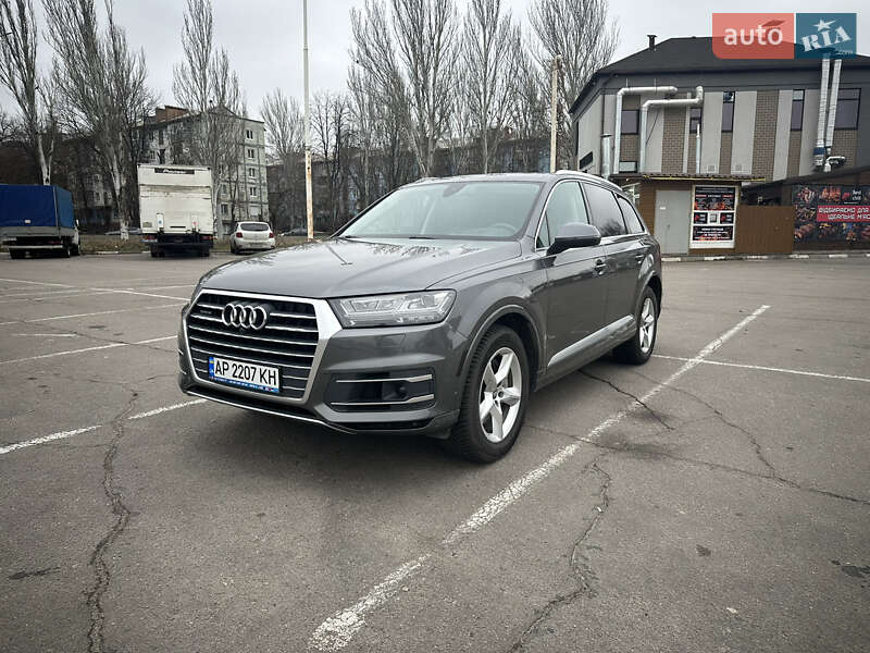 Позашляховик / Кросовер Audi Q7 2018 в Запоріжжі