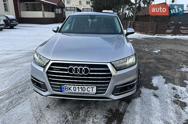 Внедорожник / Кроссовер Audi Q7 2016 в Березному