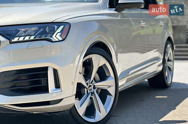 Внедорожник / Кроссовер Audi Q7 2020 в Львове