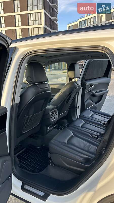 Внедорожник / Кроссовер Audi Q7 2017 в Львове