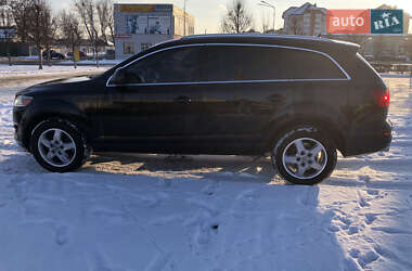 Позашляховик / Кросовер Audi Q7 2007 в 