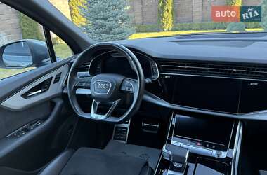 Внедорожник / Кроссовер Audi Q7 2020 в Ровно