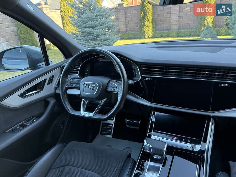 Внедорожник / Кроссовер Audi Q7 2020 в Ровно