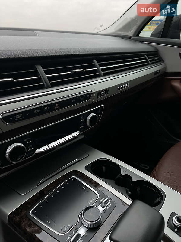 Позашляховик / Кросовер Audi Q7 2019 в Львові фото 9 Позашляховик / Кросовер Audi Q7 2019 в Львові