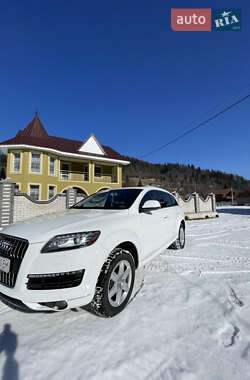 Внедорожник / Кроссовер Audi Q7 2011 в 