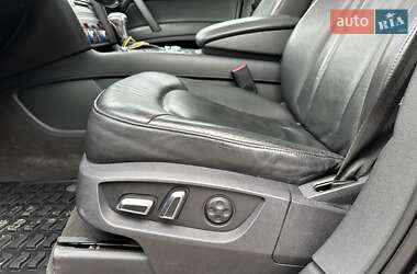 Внедорожник / Кроссовер Audi Q7 2014 в 