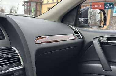 Внедорожник / Кроссовер Audi Q7 2014 в 