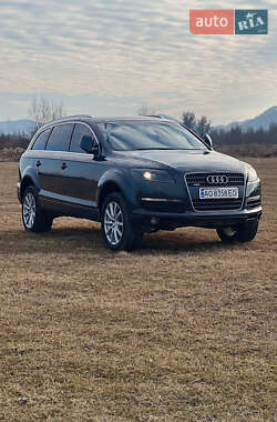 Внедорожник / Кроссовер Audi Q7 2008 в 