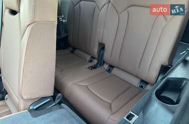 Внедорожник / Кроссовер Audi Q7 2020 в 