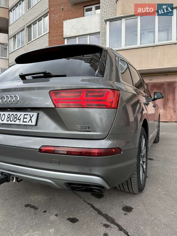 Позашляховик / Кросовер Audi Q7 2017 в Тернополі