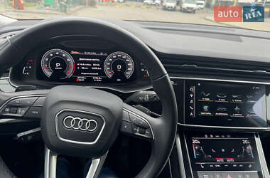 Внедорожник / Кроссовер Audi Q7 2020 в 