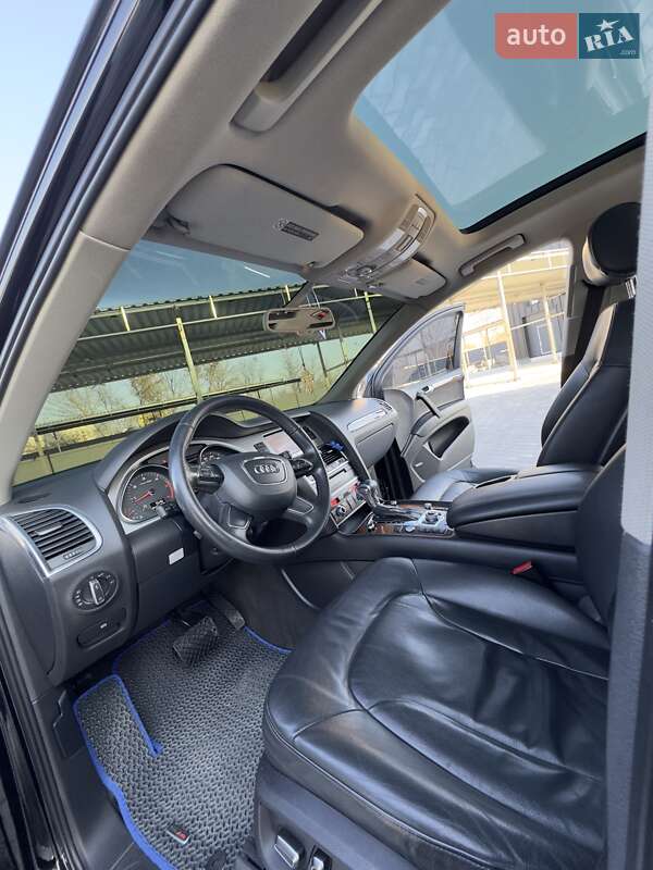 Позашляховик / Кросовер Audi Q7 2013 в Кам'янець-Подільському фото 31 Позашляховик / Кросовер Audi Q7 2013 в Кам'янець-Подільському