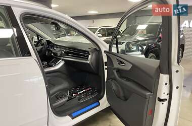 Внедорожник / Кроссовер Audi Q7 2025 в 