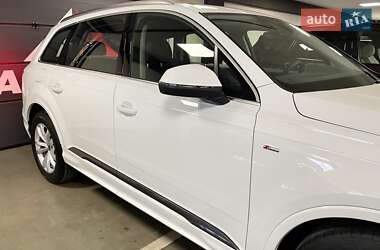 Внедорожник / Кроссовер Audi Q7 2025 в 