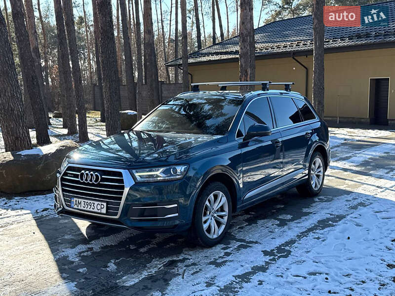 Позашляховик / Кросовер Audi Q7 2017 в Житомирі