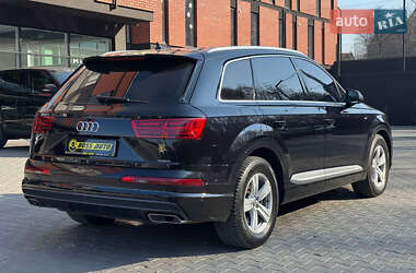 Внедорожник / Кроссовер Audi Q7 2016 в Черновцах