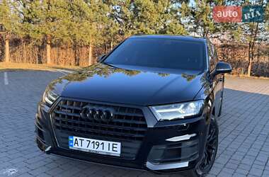 Внедорожник / Кроссовер Audi Q7 2018 в 