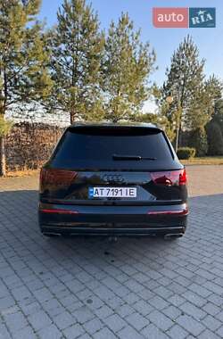 Внедорожник / Кроссовер Audi Q7 2018 в 