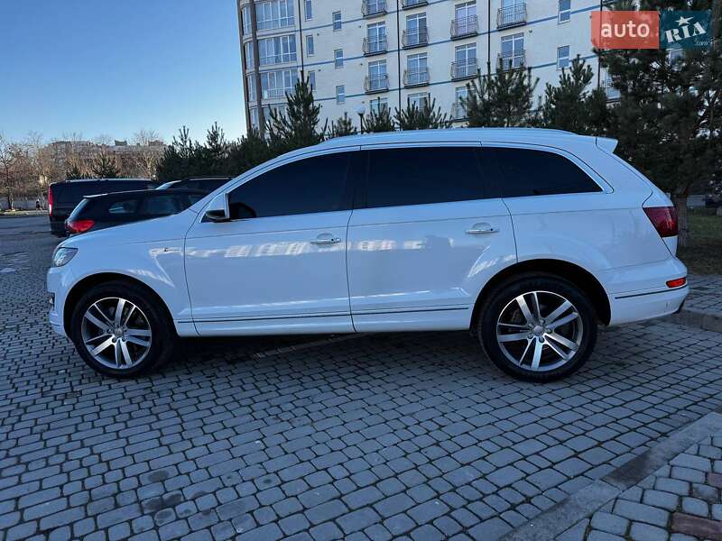 Позашляховик / Кросовер Audi Q7 2015 в Івано-Франківську