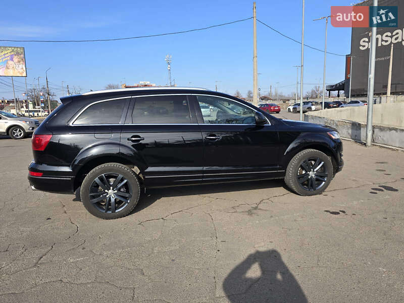 Внедорожник / Кроссовер Audi Q7 2015 в Николаеве