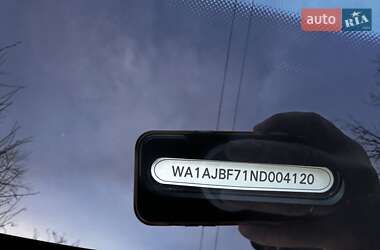 Позашляховик / Кросовер Audi Q7 2021 в 