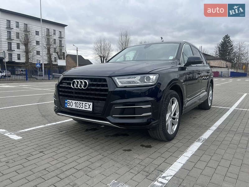 Внедорожник / Кроссовер Audi Q7 2017 в Тернополе