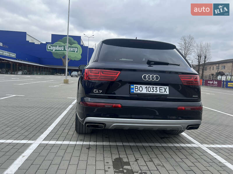 Внедорожник / Кроссовер Audi Q7 2017 в Тернополе