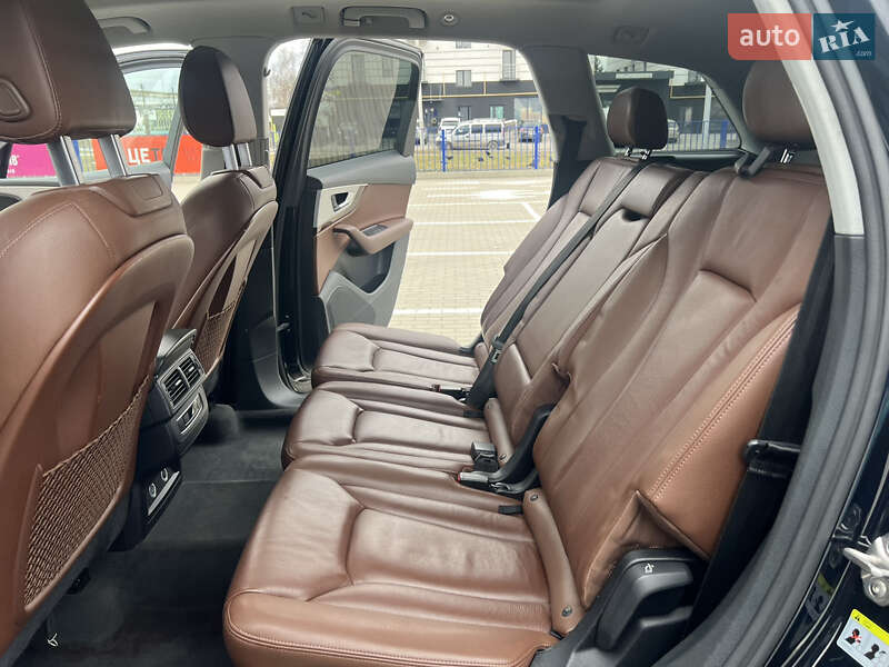 Внедорожник / Кроссовер Audi Q7 2017 в Тернополе