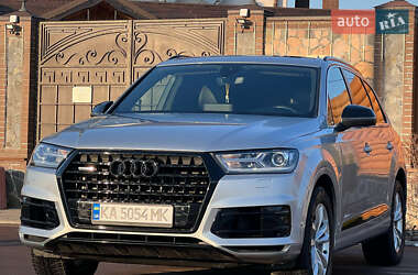 Позашляховик / Кросовер Audi Q7 2018 в Києві