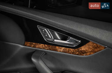 Внедорожник / Кроссовер Audi Q7 2018 в 