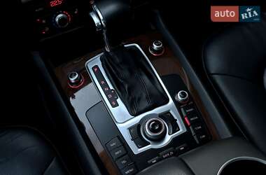 Внедорожник / Кроссовер Audi Q7 2011 в 