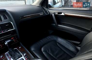 Внедорожник / Кроссовер Audi Q7 2011 в 