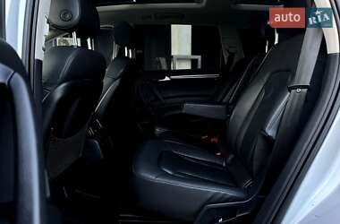 Внедорожник / Кроссовер Audi Q7 2011 в 