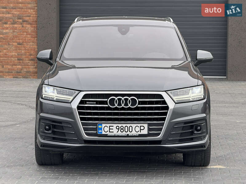 Внедорожник / Кроссовер Audi Q7 2015 в Черновцах